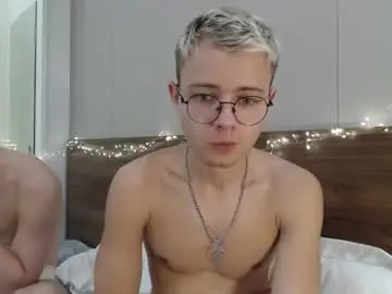 Chaturbate Live Porn of nikikerry_cum_