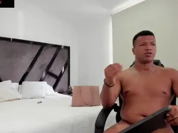 Chaturbate Live Sex Cam of annieandstefan