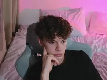 Chaturbate Nude Webcam of cute_thomas