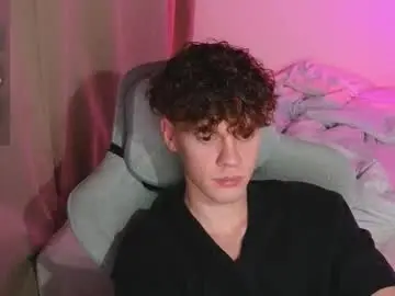 Chaturbate Free Porn Cam of cute_thomas