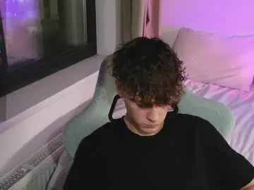 Chaturbate Live Sex Cam of cute_thomas