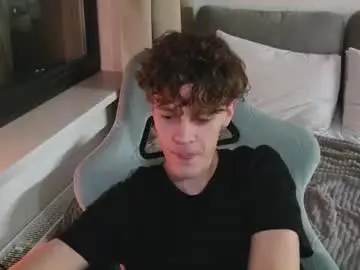 Chaturbate Nude Webcam of cute_thomas