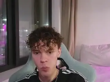 Chaturbate Live Sex Cam of cute_thomas