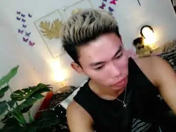 Chaturbate Adult Video Chat of yourdreamboyx