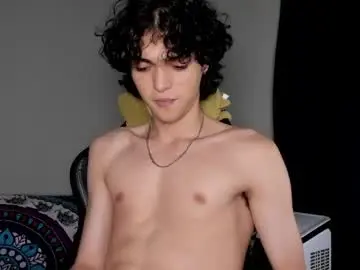 Chaturbate Live Sex Cam of halan_jr