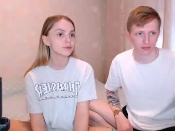 Chaturbate Live Sex Cam of julsweet