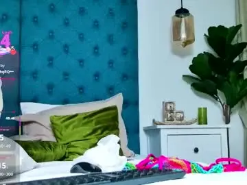 Chaturbate Live Sex Cam of lollyshinex