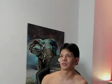 Chaturbate Adult Video Chat of tony_petrov