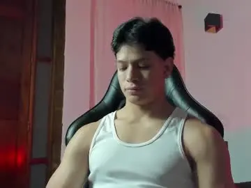 Chaturbate Nude Webcam of tony_petrov