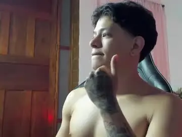Chaturbate Watch Live Sex Cams of tony_petrov