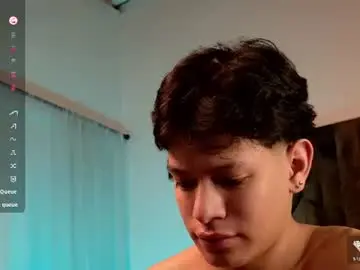 Chaturbate Adult Webcams of tony_petrov