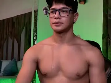 Chaturbate Watch Live Sex Cams of tony_petrov