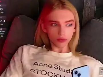 Chaturbate Live Sex Cam of translustybabe
