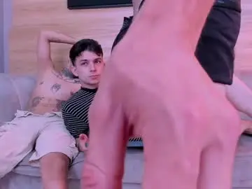 Chaturbate Live Sex Cam of web_gammer_