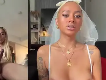 Chaturbate Live Porn of xmonstrouscockivy