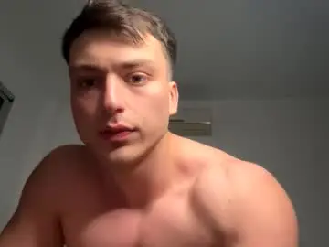 Chaturbate Best live sex cam show of benicio03