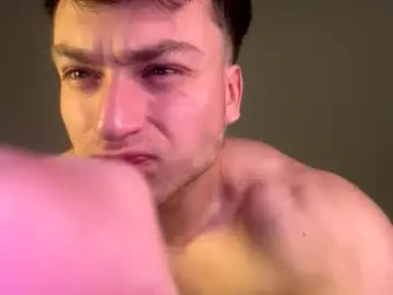 Chaturbate Live Sex Cam of benicio03