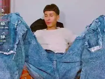 Chaturbate Watch Live Sex Cams of daniel_deluxx