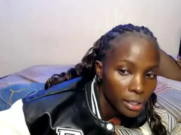 Chaturbate Live Porn of essy_hero