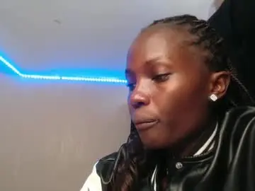 Chaturbate Sex Chat of essy_hero