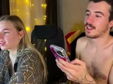 Chaturbate Live Sex Cam of ester_vixen