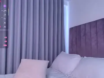 Chaturbate Live Sex Cam of ximelopez1