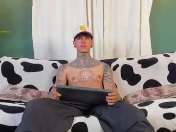 Chaturbate Adult Webcam of aron_ford