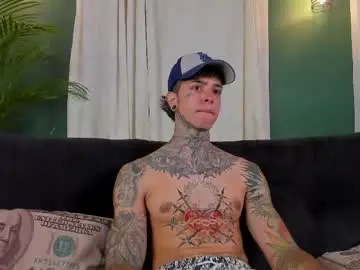 Chaturbate Watch Live Sex Cams of aron_ford