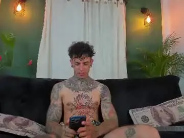 Chaturbate Adult Webcams of aron_ford
