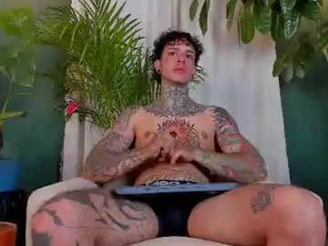 Chaturbate Nude Webcam of aron_ford