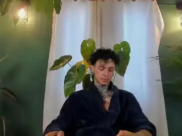 Chaturbate Sex Cam of aron_ford