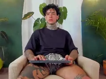 Chaturbate Sex Chat of aron_ford
