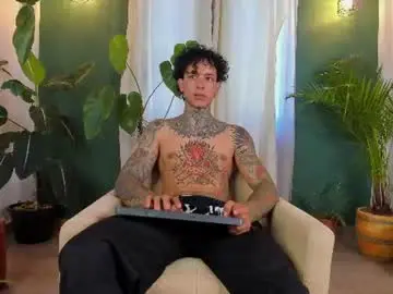 Chaturbate Best live sex cam show of aron_ford