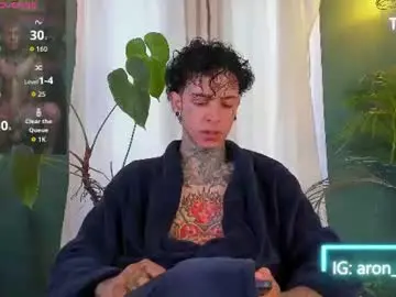 Chaturbate Free Porn Cam of aron_ford