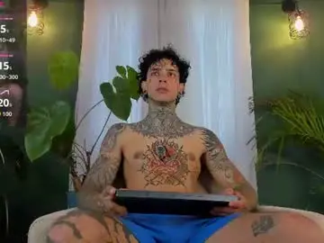 Chaturbate Live Porn of aron_ford