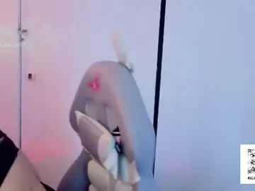 Chaturbate Live Sex Cam of melissa_adamsxxx