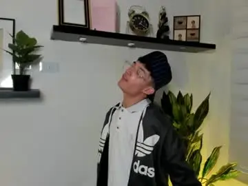 Chaturbate Sex Cam of patrick_howland_