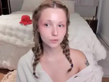 Chaturbate Live Sex Cam of peachvibes