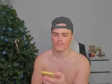 Chaturbate Adult Video Chat of xx_raul_xx_