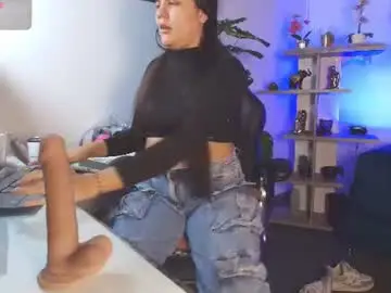 Chaturbate Live Sex of antonellariu