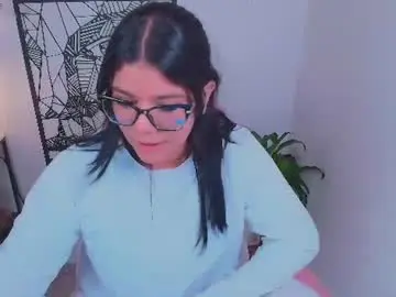 Chaturbate Nude Webcam of ashleyy18__