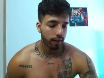 Chaturbate Private Sex Chat of darius_phoenix