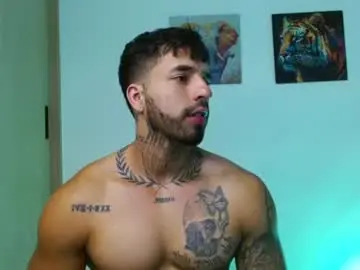 Chaturbate Nude Webcam of darius_phoenix