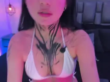 Chaturbate Live Sex Cam of dark_kitty_666
