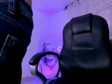 Chaturbate Watch Live Sex Cams of dereck_boyy_