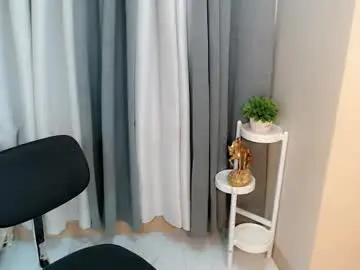 Chaturbate Live Porn of itzme_urhornyjerwin