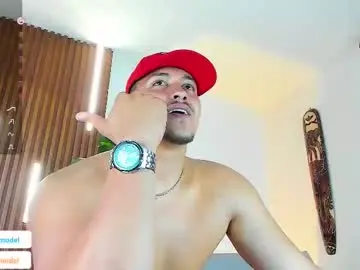 Chaturbate Watch Live Sex Cams of lucasanto_