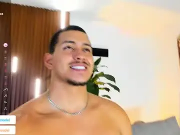 Chaturbate Watch Live Sex Cams of lucasanto_