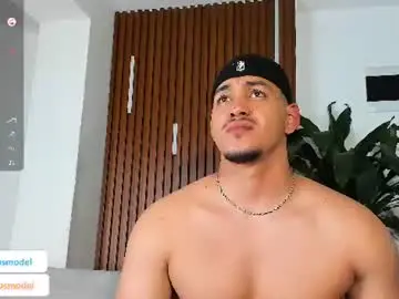 Chaturbate Best live sex cam show of lucasanto_