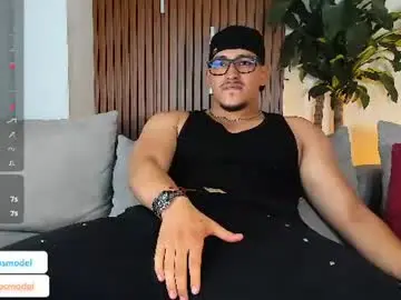 Chaturbate Best live sex cam show of lucasanto_